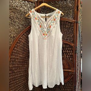 Sleeveless Embroidered Yoke Bohemian Style Dress White - Luxology Size XL NWT